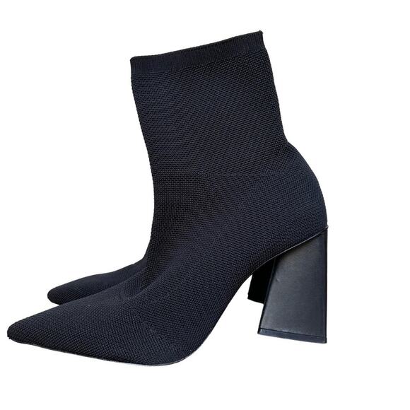 Schutz Black Knit Ankle Booties - Size 8B (Leather Sole) USA - Picture 1 of 7